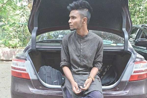 বাবার টাকার দাপটে দিহানের বেপরোয়া জীবন যাপন