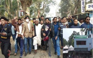 সদরপুর আ.লীগ কার্যালয়ে নিক্সন-জাফরউল্লাহ্ সমর্থকদের পাল্টা-পাল্টি তালা