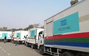 জেলায় জেলায় পাঠানো হচ্ছে করোনার টিকা