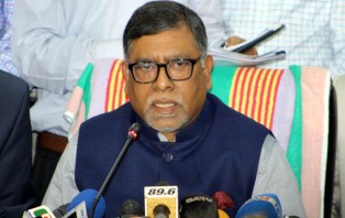 'আমেরিকা এখন যা করছে, বাংলাদেশ তিন মাস আগেই তা করেছে'