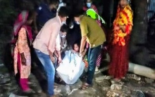 দুই চোখ উপড়ে বুকে ছুরিকাঘাতে যুবককে খুন