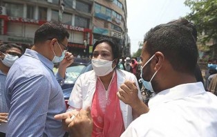 নারী চিকিৎসককে হয়রানির ঘটনায় শাস্তির দাবি বিএমএর