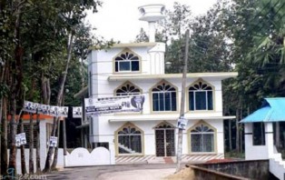 কাদের মির্জার বাড়িতে গুলি বর্ষণের অভিযোগ
