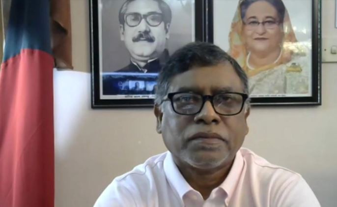 ঘরমুখো মানুষ ‘সুইসাইড’ সিদ্ধান্ত নিচ্ছে: স্বাস্থ্যমন্ত্রী