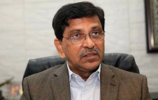 সাংবাদিকদের নয়, দুর্নীতিবাজদের বিরুদ্ধে ব্যবস্থা নিন : হানিফ