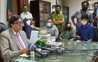 এনআইডি কার্যক্রম স্থানান্তর হওয়ায় কাঁদলেন মাহবুব তালুকদার