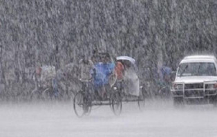 সোমবার ভারী বর্ষণসহ ২ নম্বর সংকেত