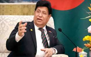 বাংলাদেশকে ১০ লাখ ডোজ অক্সফোর্ডের ভ্যাকসিন দিচ্ছে যুক্তরাষ্ট্র: পররাষ্ট্রমন্ত্রী