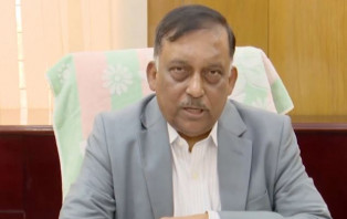 পশুবাহী যানে চাঁদাবাজি বন্ধে নজরদারি থাকবে : স্বরাষ্ট্রমন্ত্রী