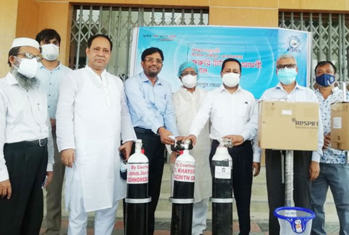 ফরিদপুরের হাসপাতালগুলোতে ৫০টি অক্সিজেন সিলিন্ডার দিয়েছে বিসিআই