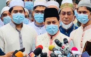 কোরবানির বর্জ্য পরিচ্ছন্নতা কর্মীদের হাতে তুলে দিন: তাপসের