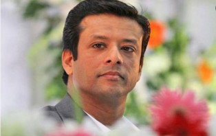 আমি এখন একজন মধ্যবয়সী টেক উদ্যোক্তা : জয়