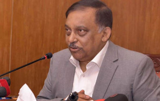 ৭ আগস্ট থেকে ইউনিয়ন পর্যায়ে টিকাদান শুরু: স্বরাষ্ট্রমন্ত্রী