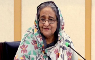 মহামারি থেকে সুরক্ষা দিতে ভ্যাকসিন দিতে হবে: প্রধানমন্ত্রী  