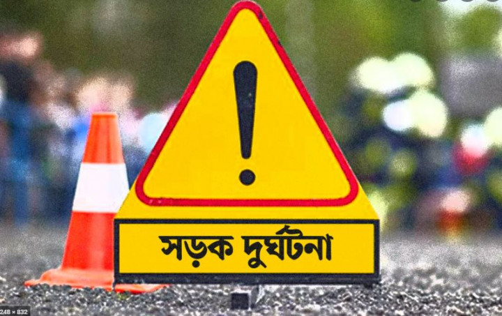 মাদারীপুরে মহাসড়কে নিয়ন্ত্রণ হারিয়ে ট্রাক উল্টে খাদে, টোল প্লাজার ৩ স্টাফসহ নিহত ৬