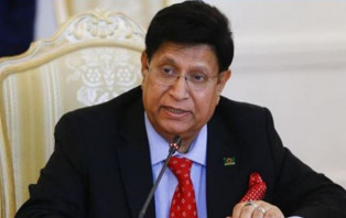 বঙ্গবন্ধুর আত্মস্বীকৃত খুনি নূর চৌধুরীকে ফেরত চাইলেন পররাষ্ট্রমন্ত্রী