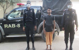 ফরিদপুরে ইয়াবা ও ফেন্সিডিলসহ বিকাশ প্রতারক চক্রের সদস্য আটক