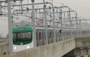 রাজধানীতে পরীক্ষামূলক চললো মেট্রোরেল