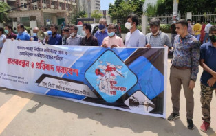 আগামী ৭২ ঘন্টার মধ্যে নিরপেক্ষ তদন্তের দাবি জানিয়েছেন সাংবাদিক নেতৃবৃন্দ