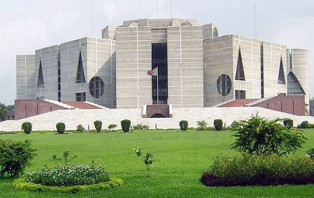 সংসদীয় নির্বাচন নিয়ে নতুন আইন পাস