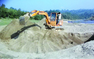 সাঙ্গু নদীতে বালু উত্তোলনকে কেন্দ্র করে সংঘর্ষ, গুলিবিদ্ধ ৯