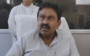 কৃষকদের চাপা দেওয়া গাড়ি নিজের বলে স্বীকার ভারতের স্বরাষ্ট্র প্রতিমন্ত্রীর