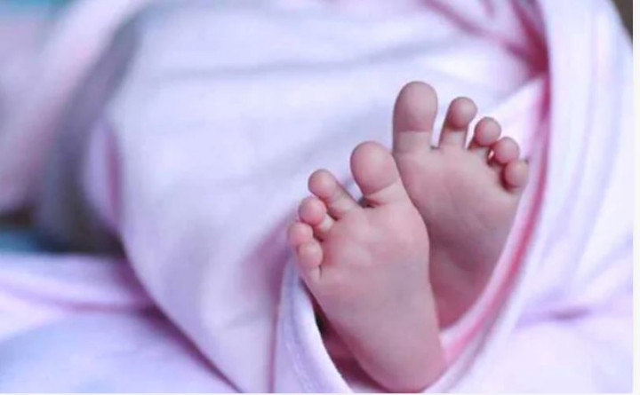 কন্যা সন্তানের জন্ম দিলেন মানসিক ভারসাম্যহীন নারী, বাবার পরিচয় জানে না কেউ