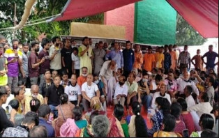 মাদারীপুরে সনাতন ধর্মাবলম্বীদের গণ-অনশন পালিত