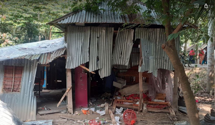 সালথার সংঘর্ষে আটক-১৫, ভাংচুর ও লুটপাট