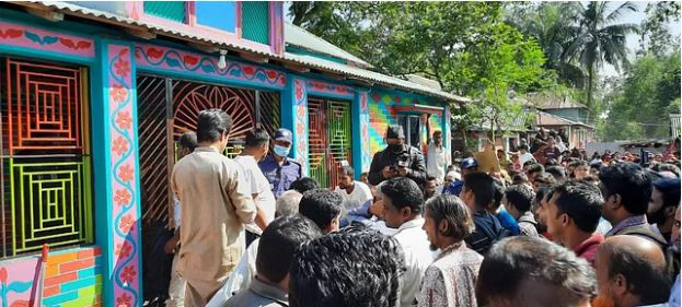 প্রবাসীর ঘরে তিনজনের লাশ; গর্ভের সন্তান নষ্ট করায় ক্ষিপ্ত হয়ে ওঠে শাহজালাল