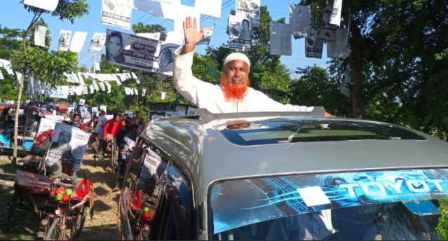 সালথার গট্টি ইউনিয়নে স্বতন্ত্র প্রার্থী খোরশেদ খানের বিশাল নির্বাচনী শোভাযাত্রা