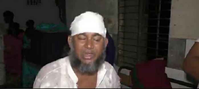 ইউপি চেয়ারম্যান ও তার ছেলেসহ ৫জনকে কুপিয়ে জখম