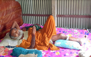 সদরপুরে মোটর সাইকেলে চাপা দিয়ে আহত করার ঘটনা ধামা চাপা দিতে উল্টো ছিনতাই মামলার অভিযোগ