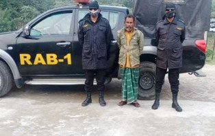 কিশোরীকে ফুসলিয়ে নির্জন জায়গায় নিয়ে ধর্ষণ, চা দোকানী আটক