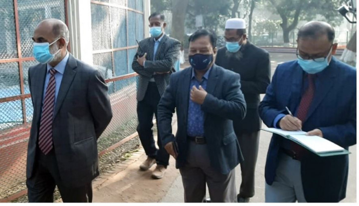 আকস্মিক জাতীয় চিড়িয়াখানা পরিদর্শনে প্রাণিসম্পদ মন্ত্রী