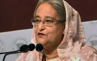 ষাটোর্ধ্ব সব চাকরিজীবীদের পেনশন চালুর নির্দেশ প্রধানমন্ত্রীর