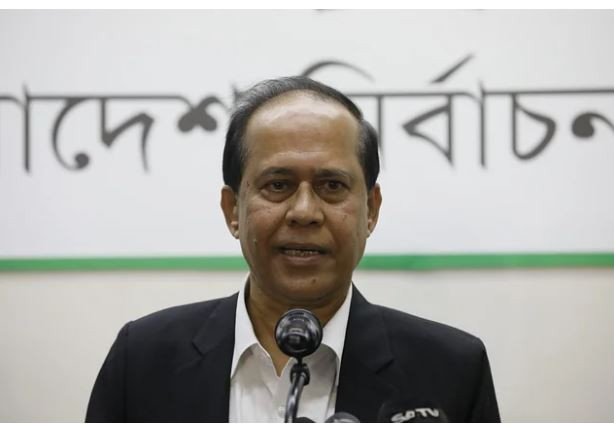 সংকট কাটিয়ে গ্রহণযোগ্য নির্বাচন করতে চাই: সিইসি