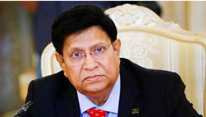 'দেশে সুযোগ-সুবিধা বাড়লে কেউ চিকিৎসা নিতে বিদেশ যাবে না'