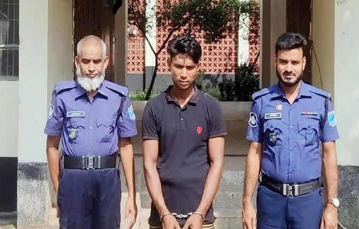 বিয়ের প্রস্তাব প্রত্যাখ্যান, ঘুমন্ত নারীর ওপর এসিড নিক্ষেপ