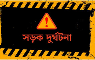 রাজধানীতে দুই ট্রাকের সংঘর্ষ, নিহত এক চালকের সহকারী