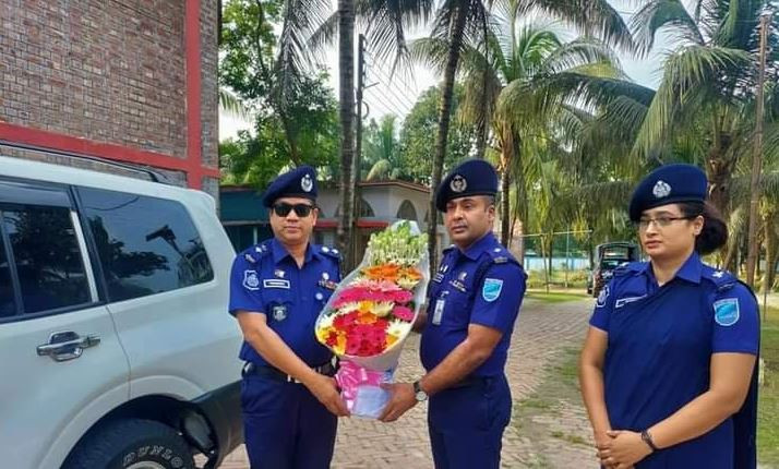 সালথা থানা পরিদর্শন করলেন ফরিদপুরের নবাগত এসপি শাহজাহান