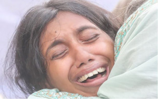 মরিয়ম মান্নানের আবেগঘন স্ট্যাটাস ভাইরাল
