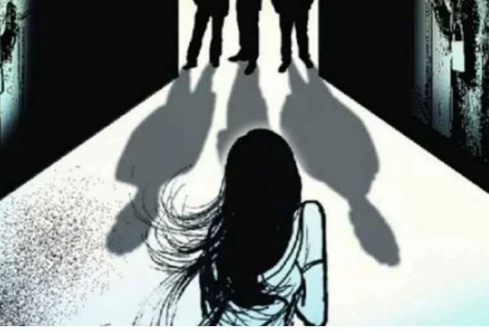 কাশবনে তরুণীকে ‘দলবদ্ধ ধর্ষণ’