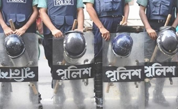 দেশজুড়ে কড়া নিরাপত্তা জোরদার 