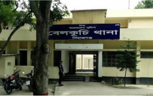 সিরাজগঞ্জে বসতঘর থেকে মা ও দুই ছেলের মরদেহ উদ্ধার