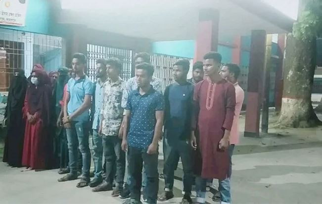 পরীক্ষা দিতে পারল না অর্ধশতাধিক শিক্ষার্থী
