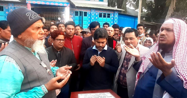 সদরপুরে সেতু নির্মাণ কাজের ফলক উম্মোচন করলেন এমপি নিক্সন চৌধুরী
