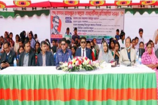 সদরপুরে শেখ কামাল আন্তঃস্কুল ও মাদ্রাসা এ্যাথলেটিকস্ প্রতিযোগিতা অনুষ্ঠিত