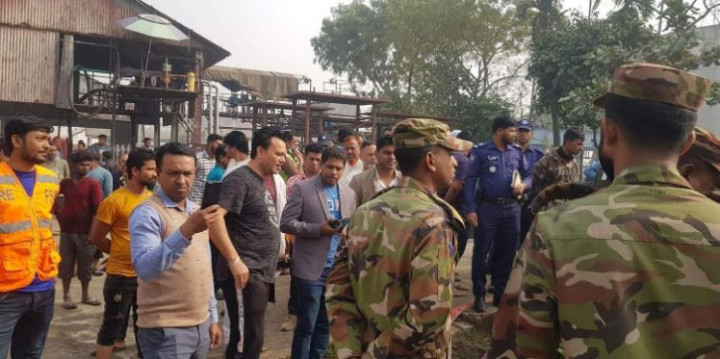 সিদ্ধিরগঞ্জে পদ্মা অয়েল কোম্পানির পাম্প হাউজে অগ্নিকাণ্ড, আহত ৭