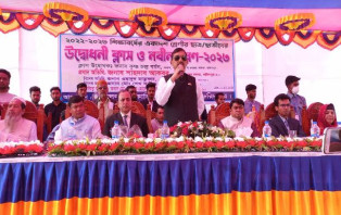 সালথা সরকারি কলেজে নবীন বরণ অনুষ্ঠিত